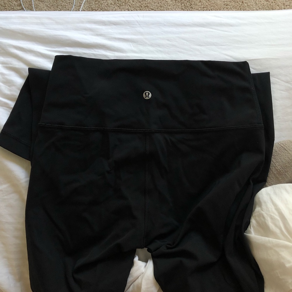 Lululemon Wunder Under (worn twice!!!) 7/8